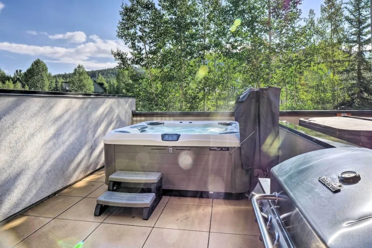 2 Bedrooms Apartment with balcony