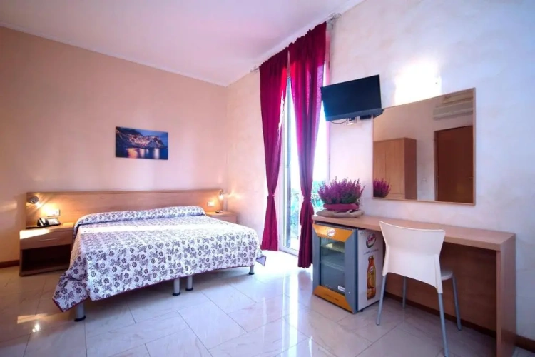 Classic Triple room