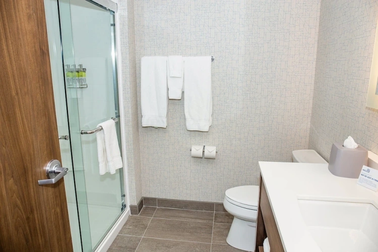 Quadruple Suite