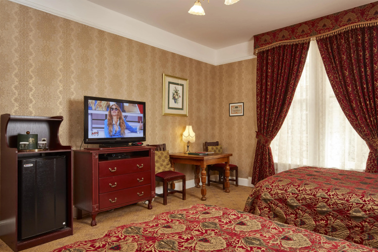 Queen Anne Hotel
