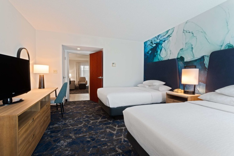 Embassy Suites by Hilton Tampa USF Near Busch Gardens photo 6