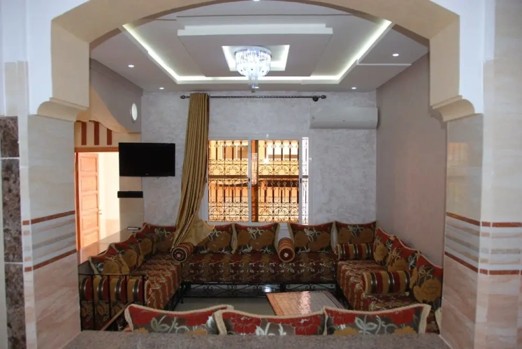 2 Bedrooms Apartment with balcony and with view