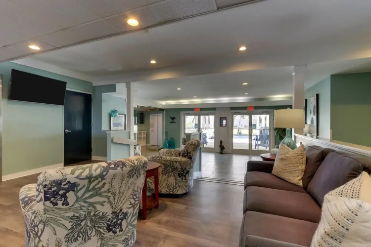 Palm Suites