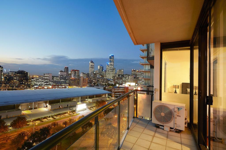 MJ Shortstay Whiteman St Apartments