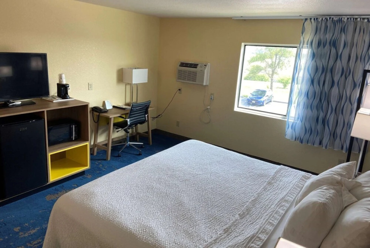 Days Inn Newton