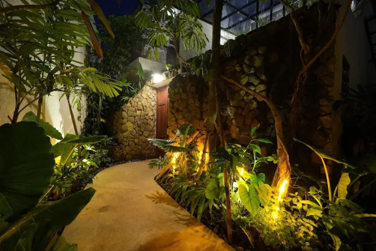 Jungle Flower