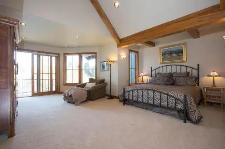 Drake Park Villa-On River-3BR/2.5B
