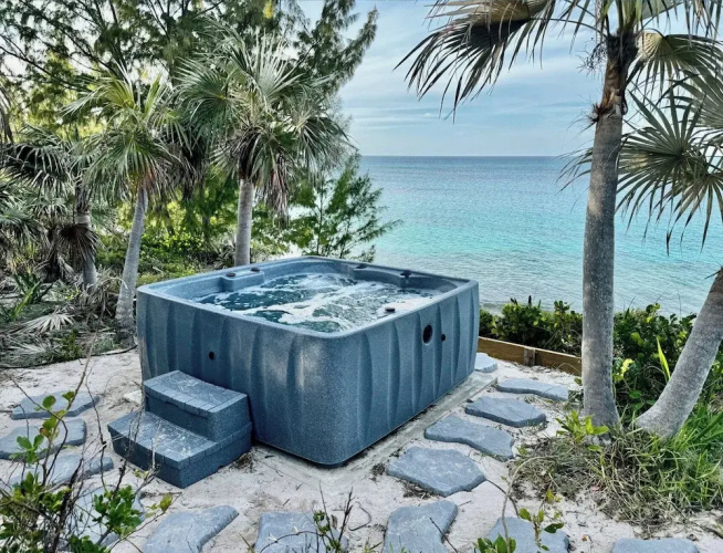 Newly Built Luxury Villa On The Beach