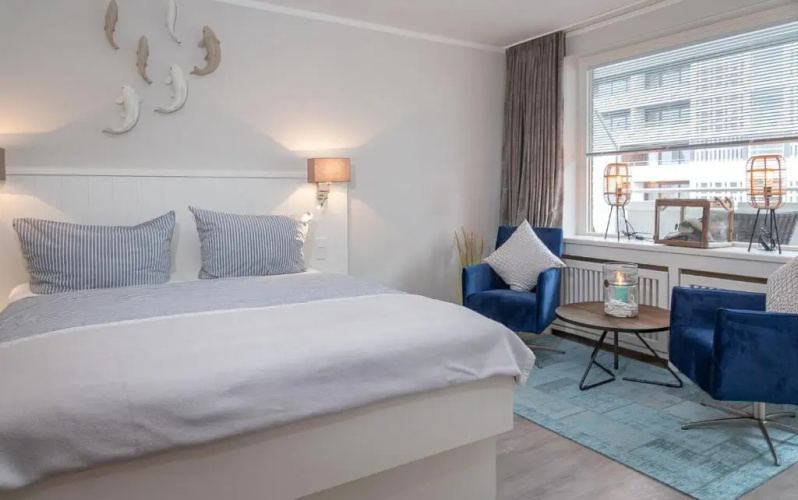 AD7-21 Friesenjung