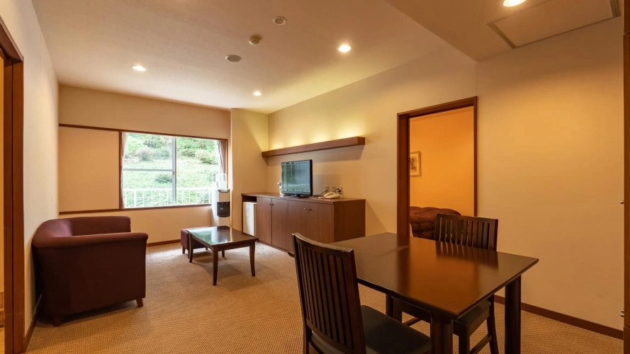 2 Bedrooms Twin Suite