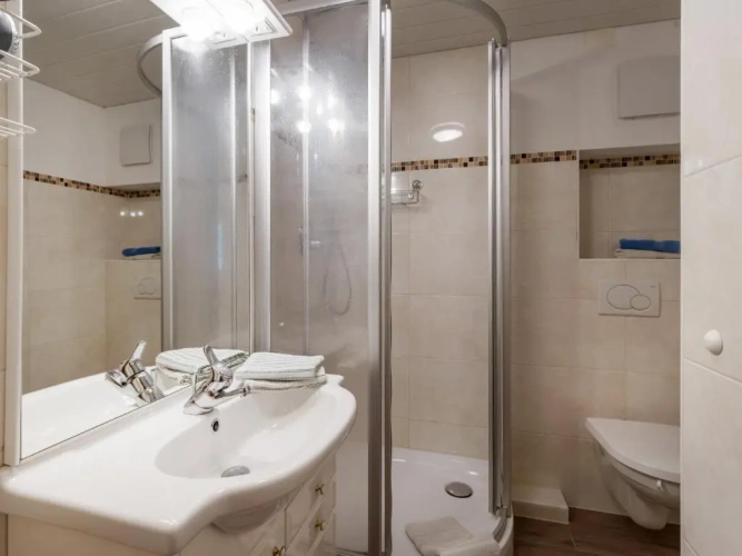 3 Bedrooms Apartment with balcony