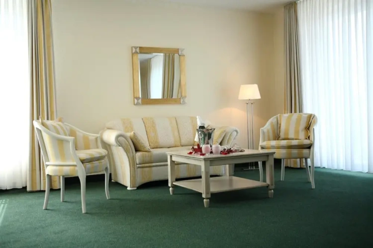 Single Junior Suite with balcony