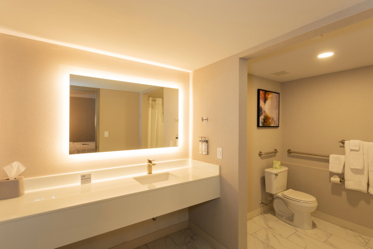 Holiday Inn Express New Rochelle photo 11