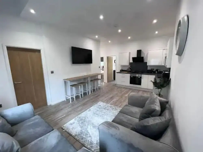 Irwell Chambers Relax Explore