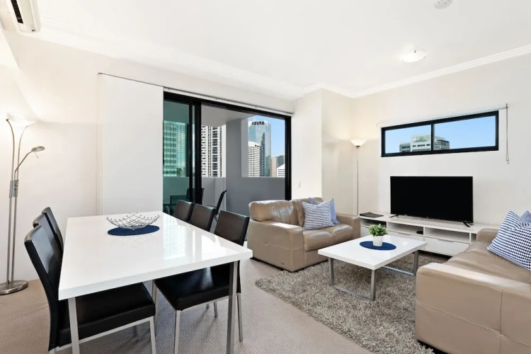 3 Bedrooms Apartment with balcony