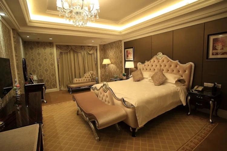 Presidential Double Suite