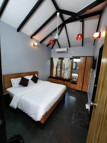 Raghunandan Resort