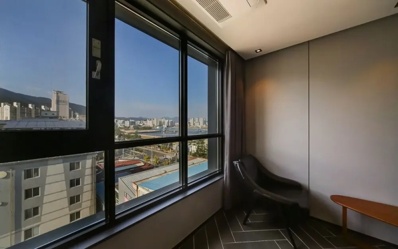 Masan Almond Hotel