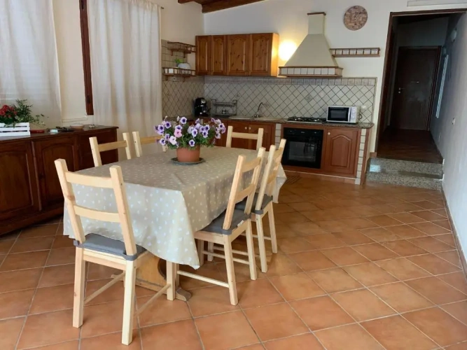 2 Bedrooms Cottage