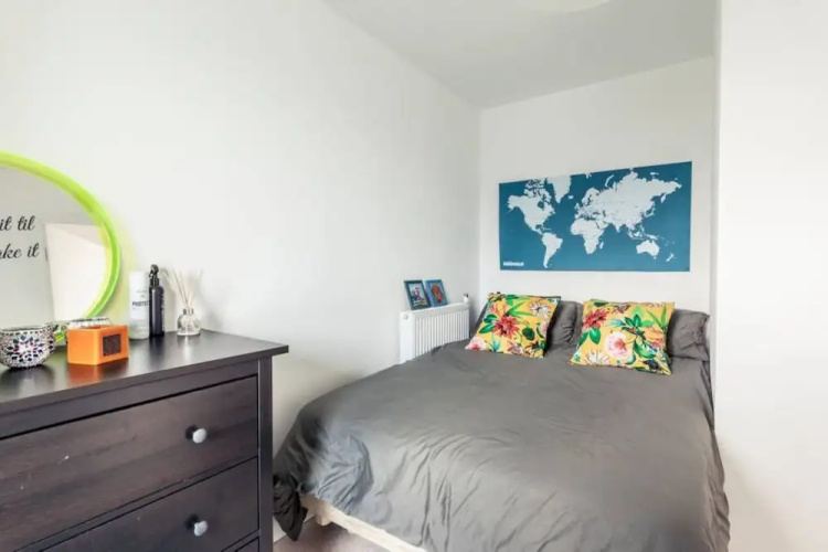 Modern 2 Bedroom Flat in Zone 1
