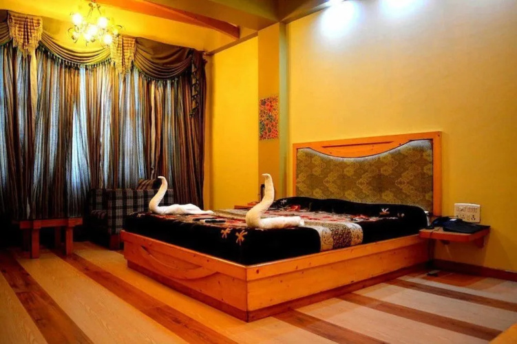 ADB Rooms Hotel Silver Star