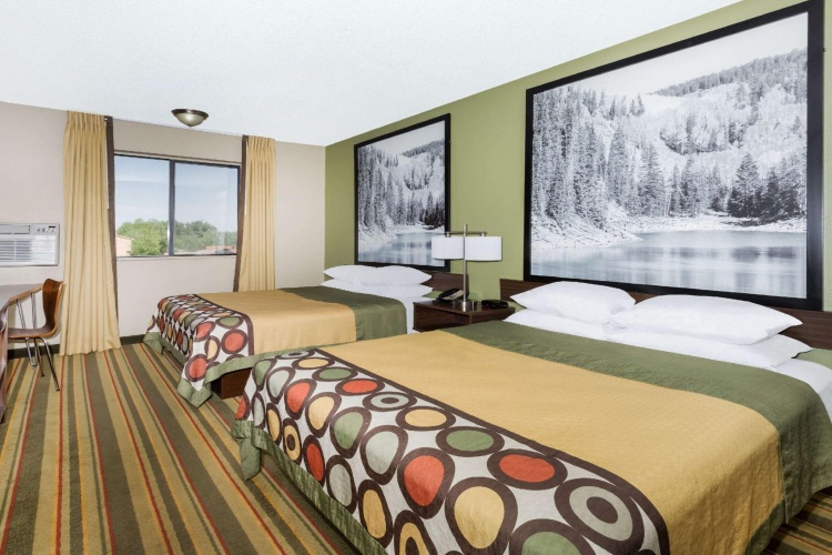 Standard Quadruple room