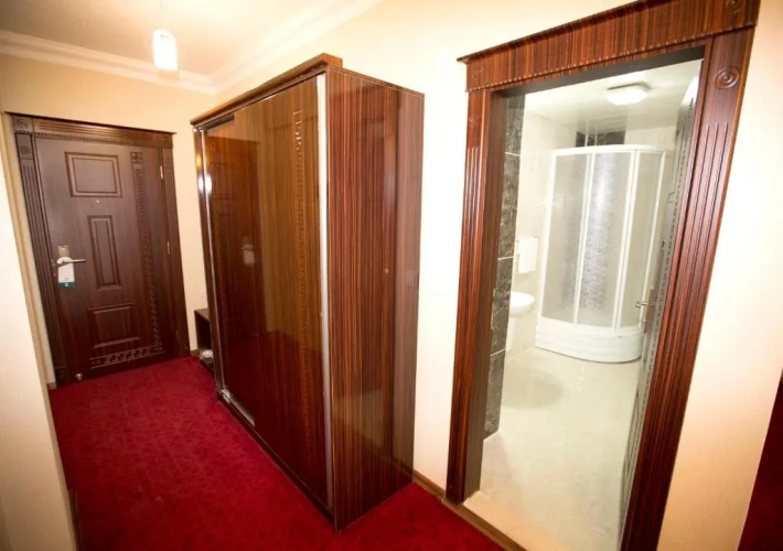 Deluxe Double room with city view