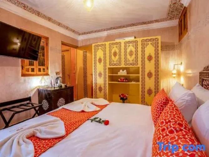 Luxury Double Basement room