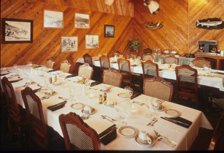 Inconnu Lodge