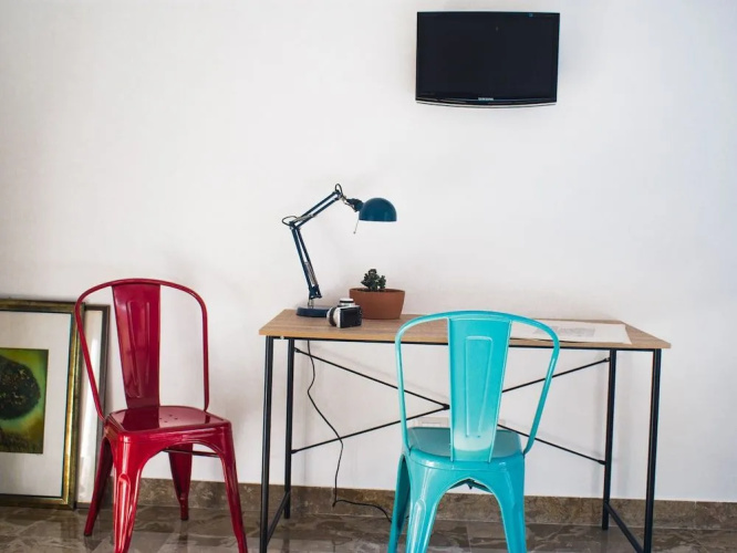 Be Central Guesthouse