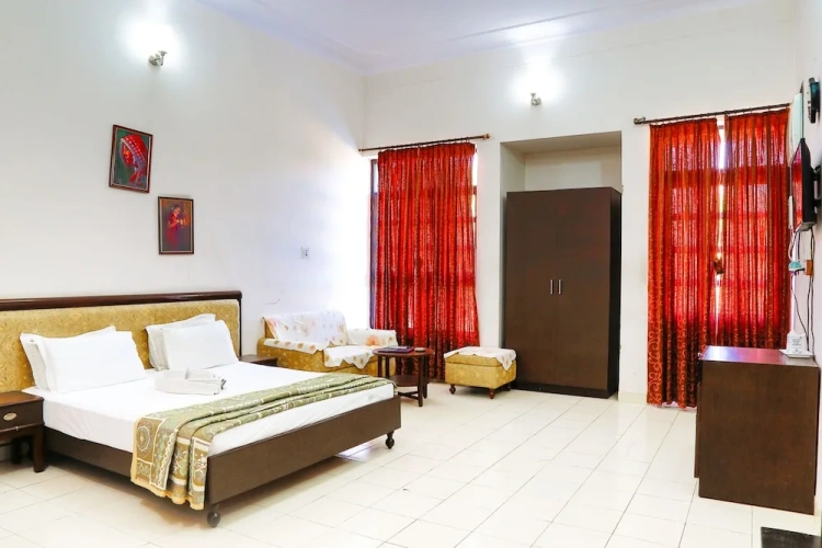 Executive Double room with balcony and with mountain view