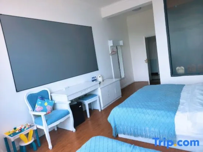 Premier Family room