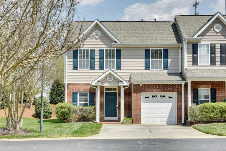 Inviting High Point Townhome With Patio + Privacy! - Randleman Lake, NC