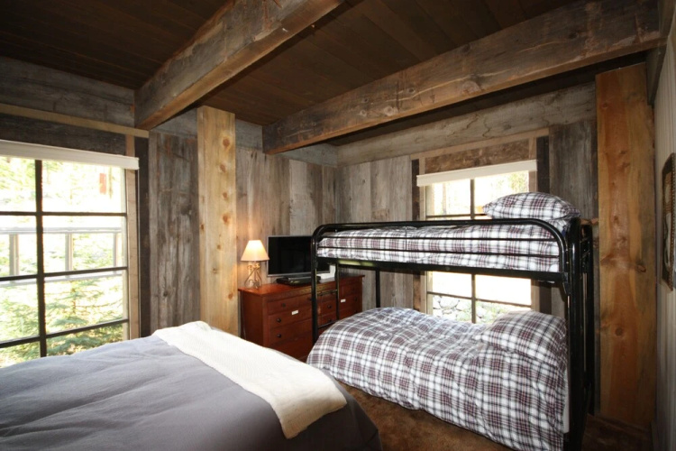 Breckenhaus 2 Bedroom Cabin