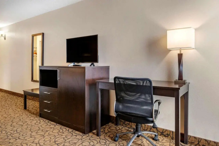 Days Inn Escanaba