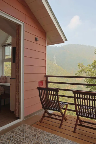 Mountain Mama Resorts