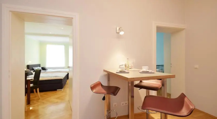 Premium City Apartment