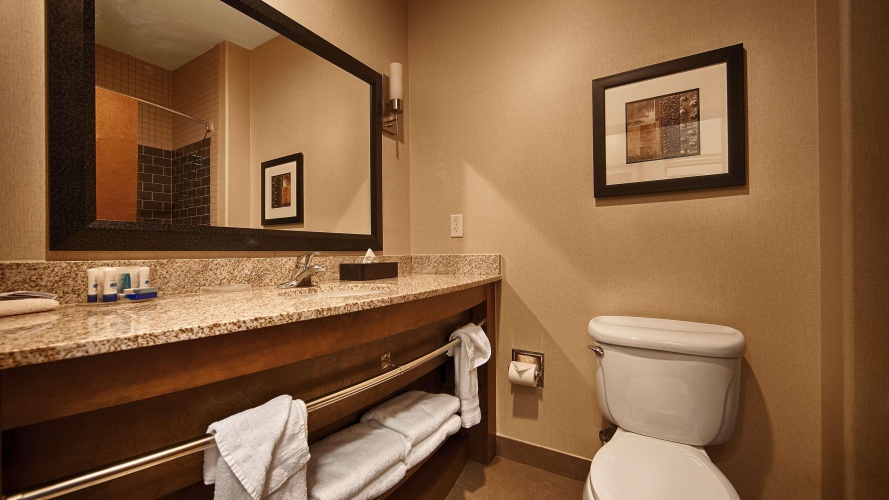 Best Western Plus Lackland Hotel & Suites photo 10