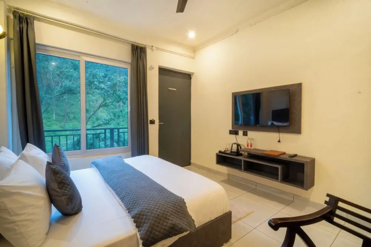 Maple Hill Resort