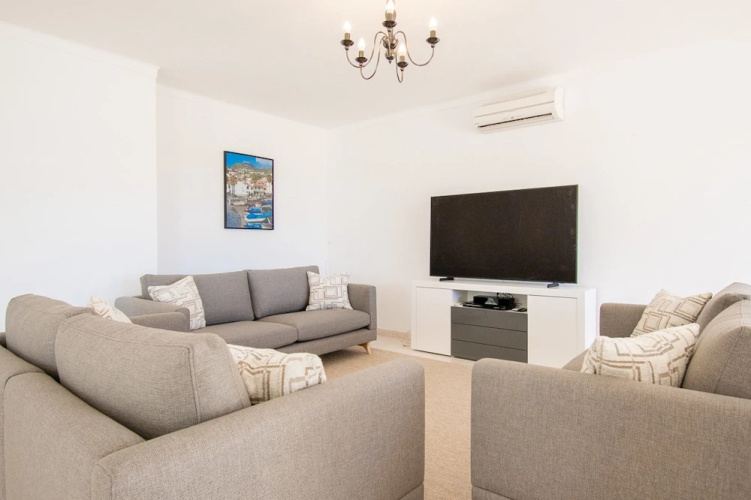 Casa Filipa Lower Floor