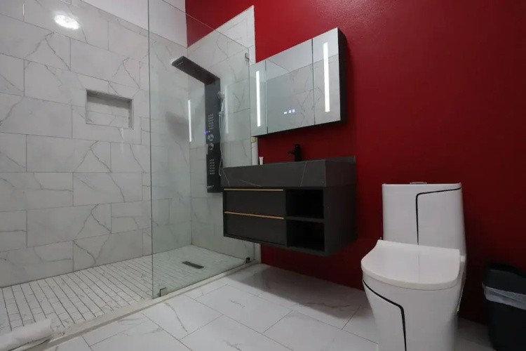 PÀRIS Honeymoon Suite