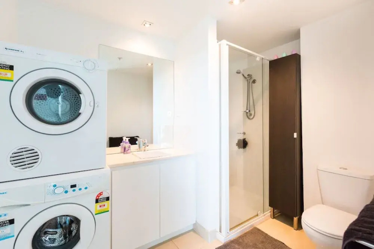 RIVER, 1BDR Melbourne Apartment