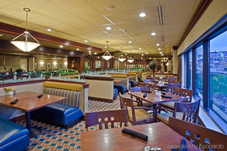 Doubletree By Hilton Lansing photo 29