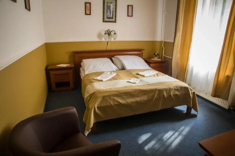 1 Bedroom Suite