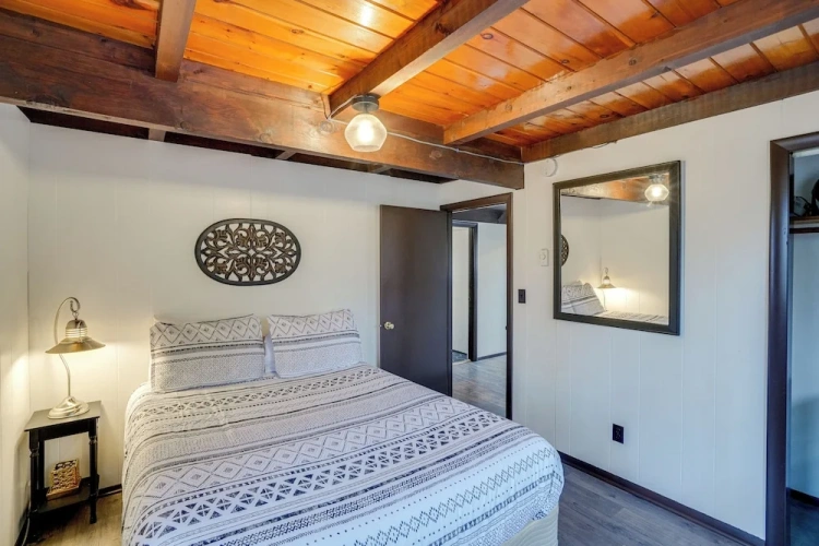 3 Bedrooms Cottage