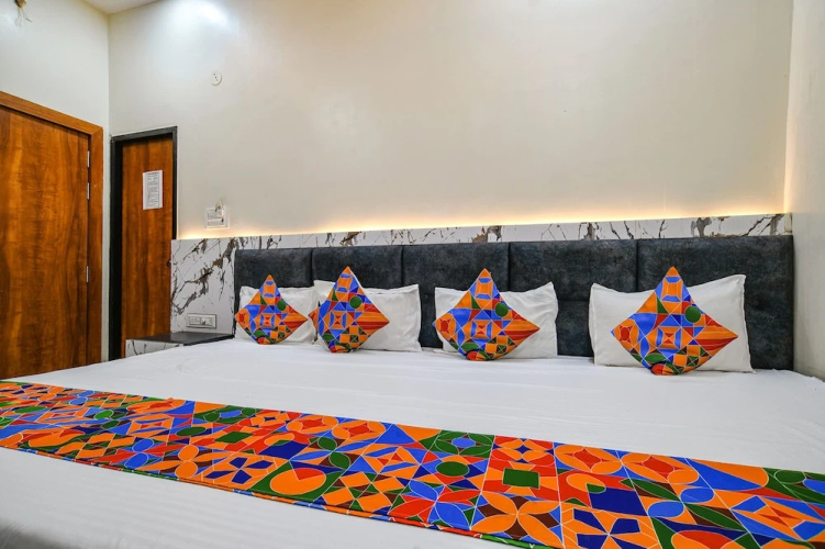 FabHotel Orbit Homestay