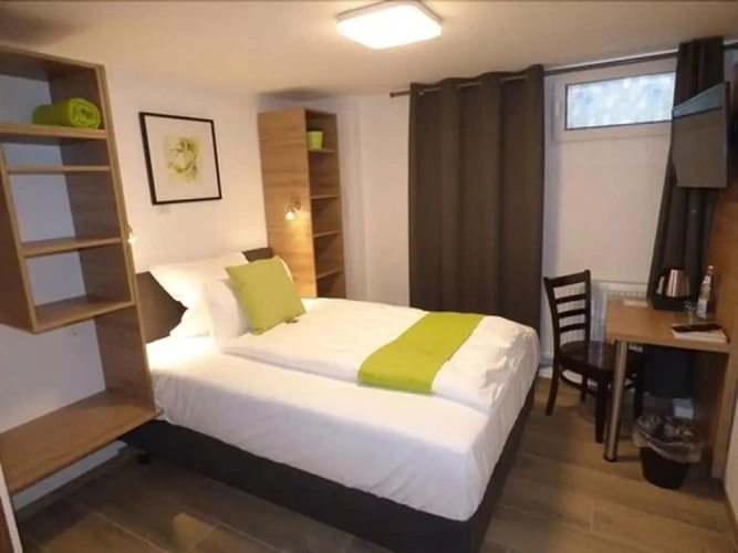 Economy Double Basement room