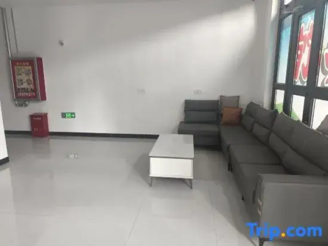 Korla Longzeyuan Hotel