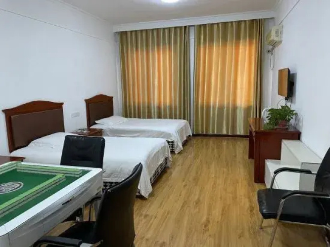 Jingmen Mingren Hotel