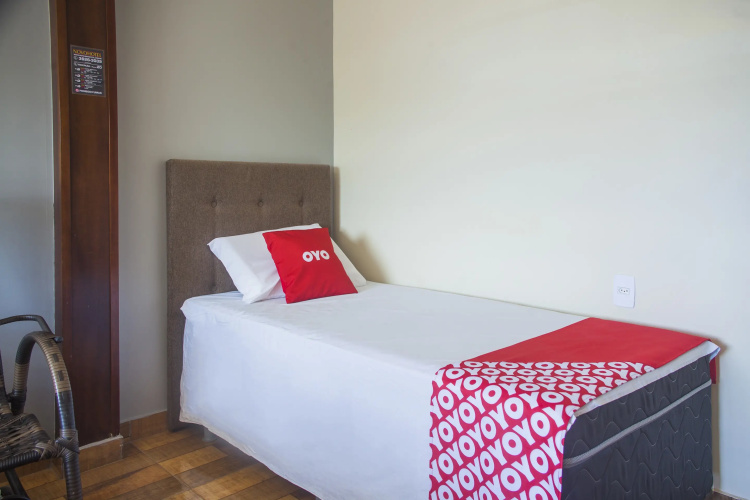 OYO M&J Hotel